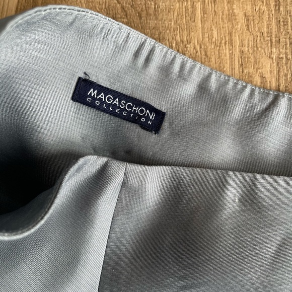 Silver magaschoni skirt size 6 - Picture 3 of 4